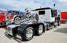 custom big rigs, trucks, custom bikes &amp; beautiful babes - youtube