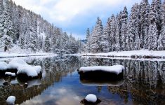 description download winter river wallpaper in 2560x1600 resolutions