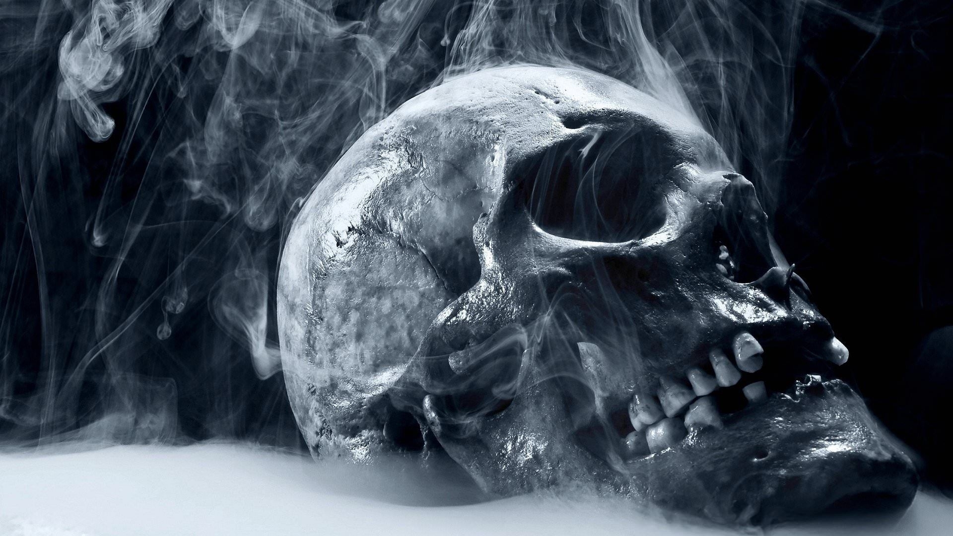 ready made skull wallpaper with awesome smoke effect [1920x1080